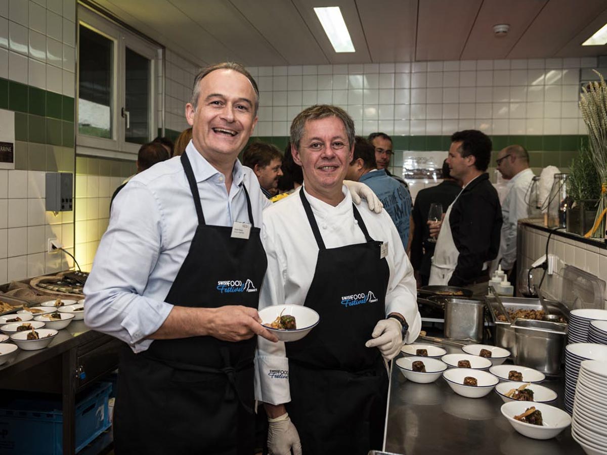Taste-of-Zermatt_Events_Kitchen-Party-2017_32.jpg