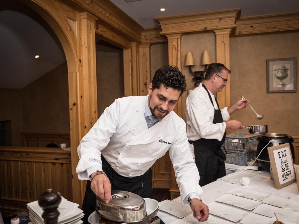 Taste-of-Zermatt_Events_Kitchen-Party-2017_56.jpg