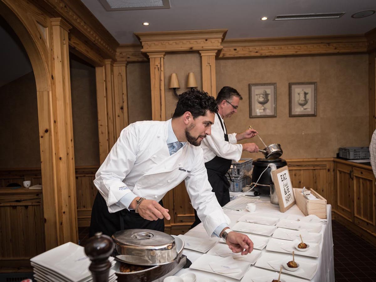 Taste-of-Zermatt_Events_Kitchen-Party-2017_57.jpg