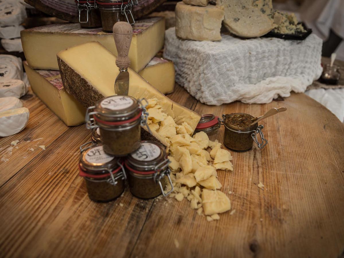 Taste-of-Zermatt_Events_Kitchen-Party-2017_120.jpg