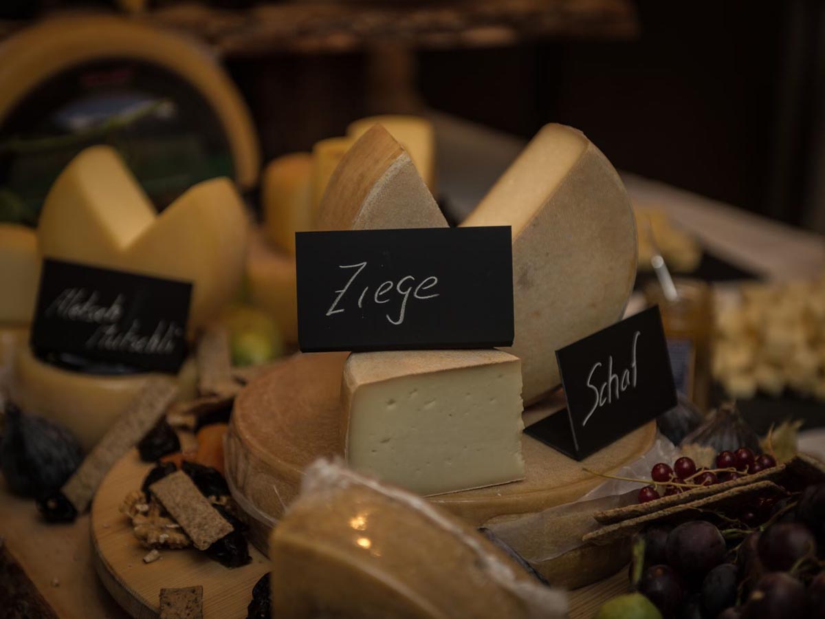 Taste-of-Zermatt_Events_Kitchen-Party-2017_129.jpg