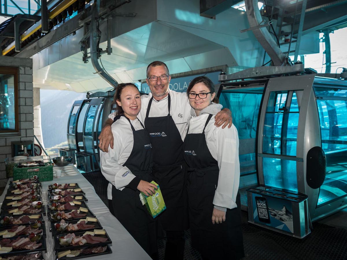 Taste-of-Zermatt_Events_Gondel-Fruehstueck-2017_01.jpg