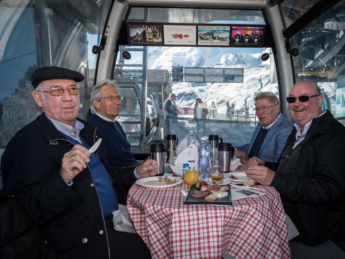 Taste-of-Zermatt_Events_Gondel-Fruehstueck-2017_11.jpg