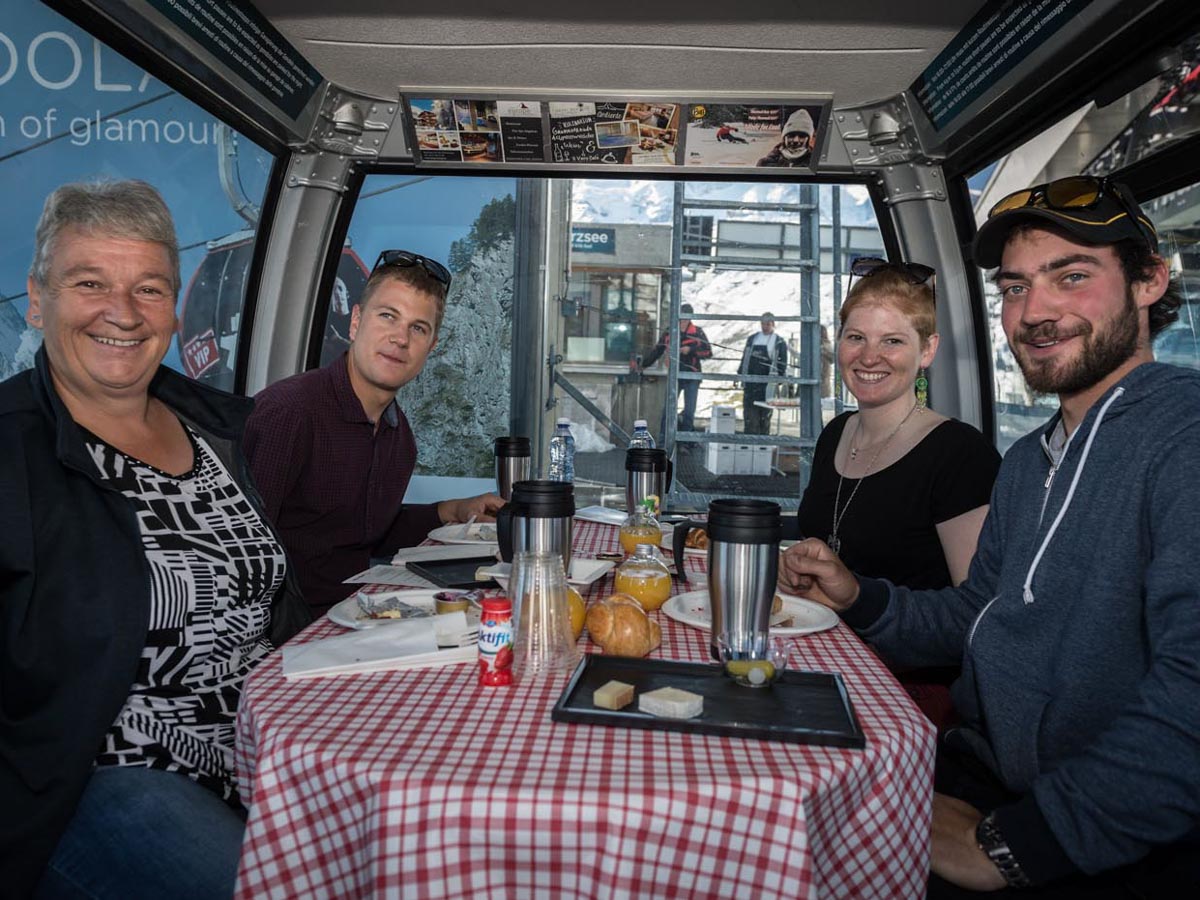 Taste-of-Zermatt_Events_Gondel-Fruehstueck-2017_33.jpg