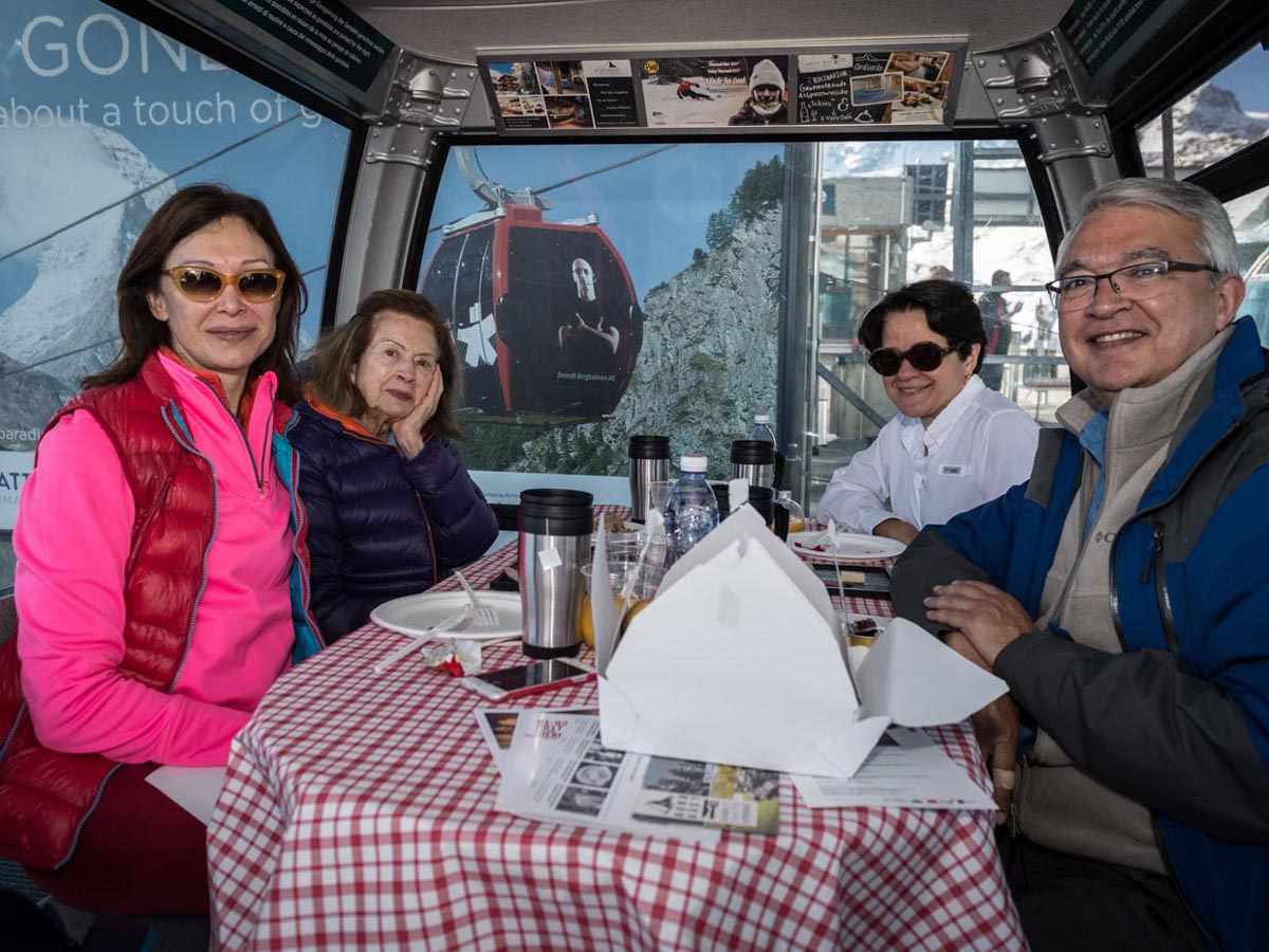 Taste-of-Zermatt_Events_Gondel-Fruehstueck-2017_35.jpg