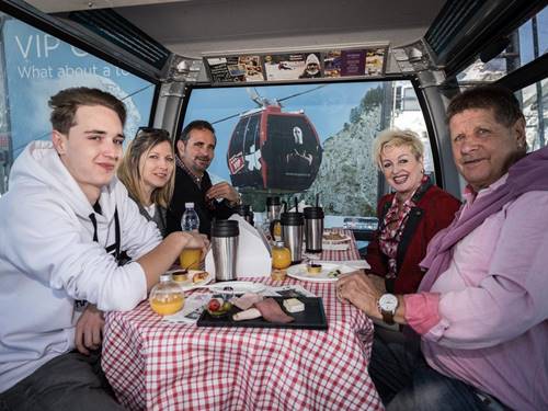 Taste-of-Zermatt_Events_Gondel-Fruehstueck-2017_41.jpg