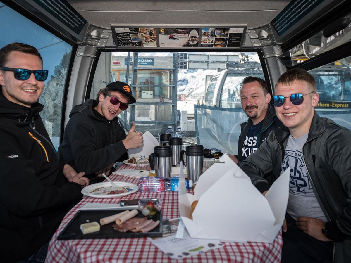Taste-of-Zermatt_Events_Gondel-Fruehstueck-2017_45.jpg