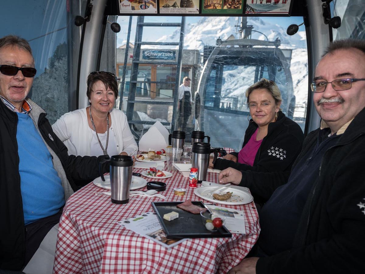 Taste-of-Zermatt_Events_Gondel-Fruehstueck-2017_48.jpg