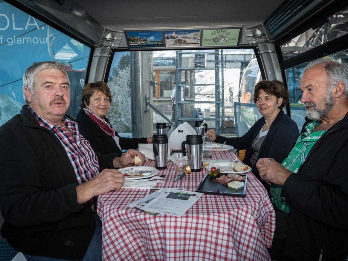 Taste-of-Zermatt_Events_Gondel-Fruehstueck-2017_57.jpg