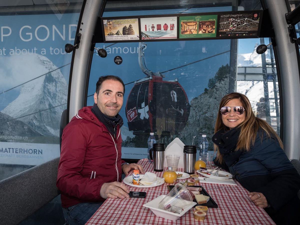 Taste-of-Zermatt_Events_Gondel-Fruehstueck-2017_59.jpg