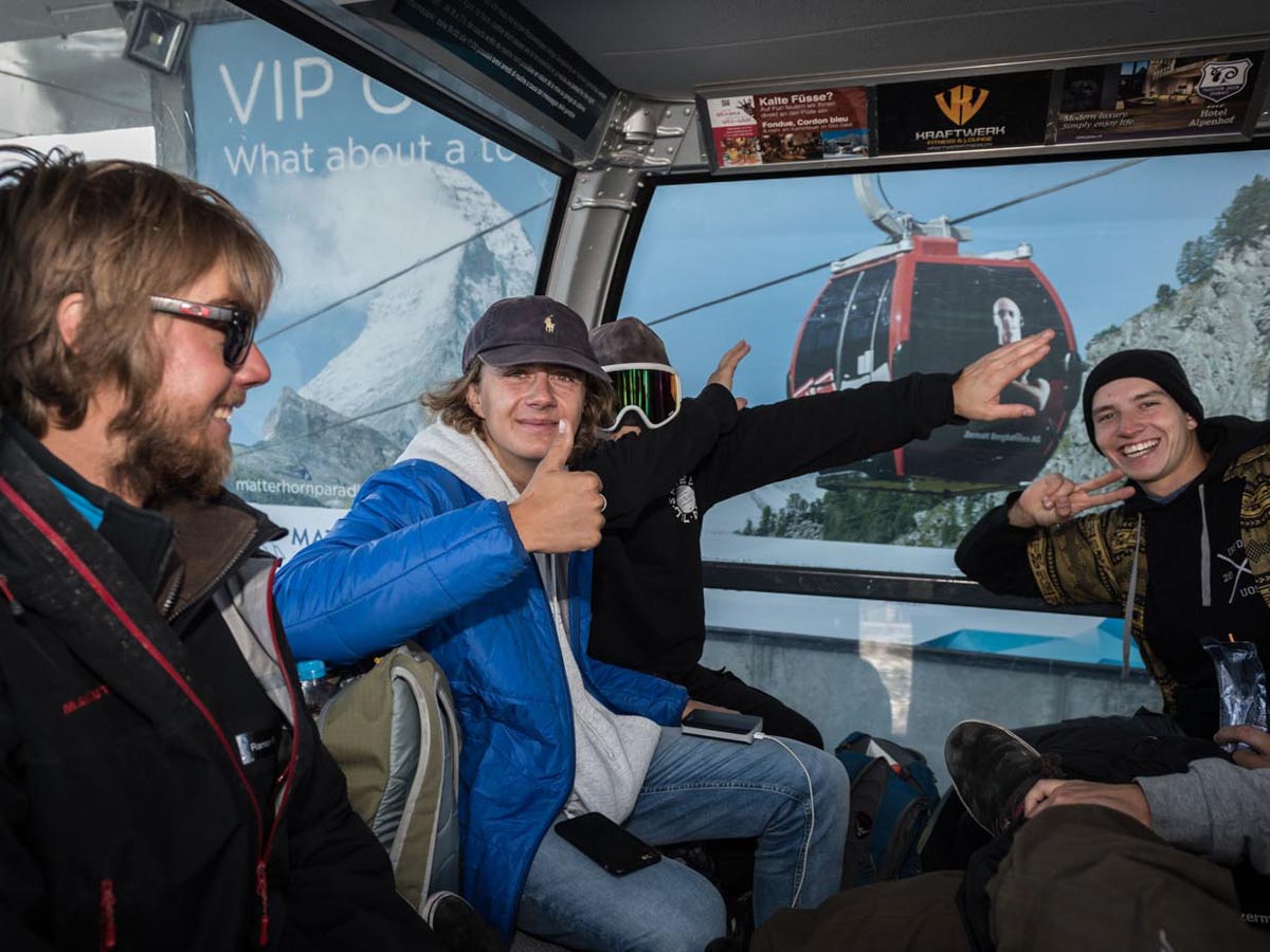 Taste-of-Zermatt_Events_Gondel-Fruehstueck-2017_91.jpg