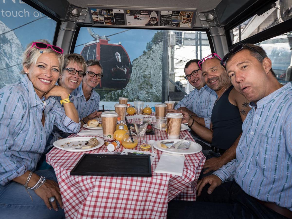 Taste-of-Zermatt_Events_Gondel-Fruehstueck-2017_93.jpg