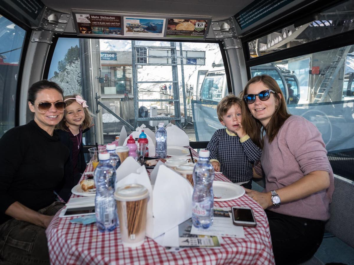 Taste-of-Zermatt_Events_Gondel-Fruehstueck-2017_94.jpg